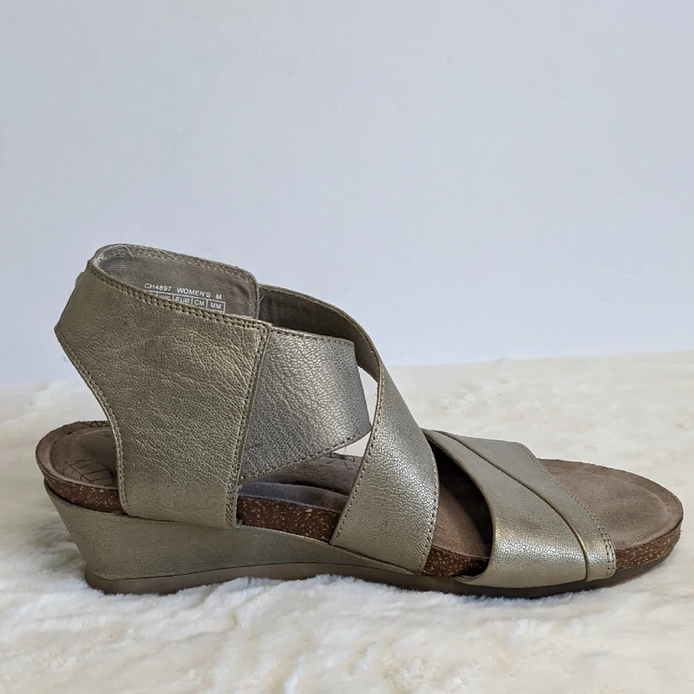 Rockport strappy wedge